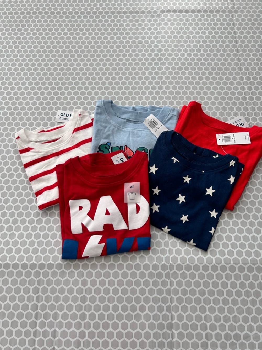 NWT Old Navy Bundle of 5 Short Sleeve Toddler Tees. Size 2T
